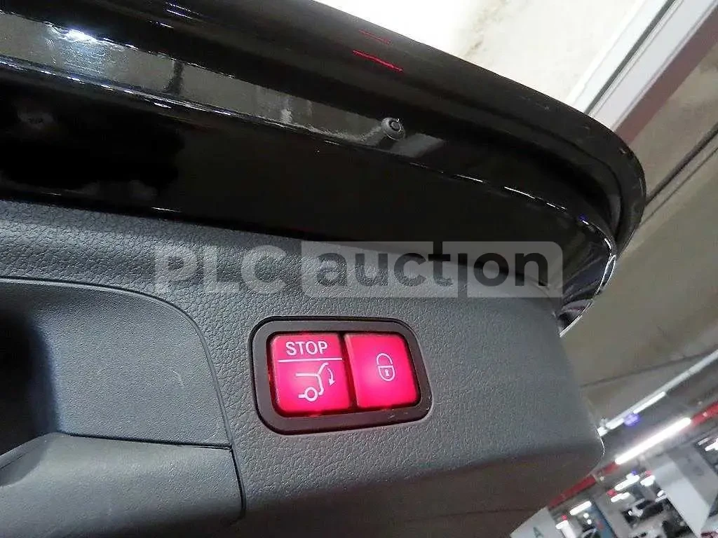 Mercedes-Benz GLE 300 ПОДГРЕВИ * ПАНО * KEYLESS * АВТОКРЕДИТ , снимка 16 - Автомобили и джипове - 55033107