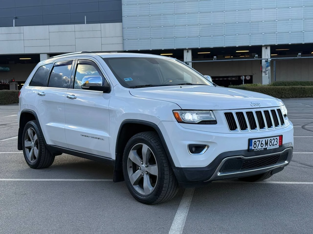 Jeep Grand cherokee 3.6V6* 4X4* ПАНОРАМА* ОБДУХВАНЕ* ПОДГРЕВ, снимка 3 - Автомобили и джипове - 56202820