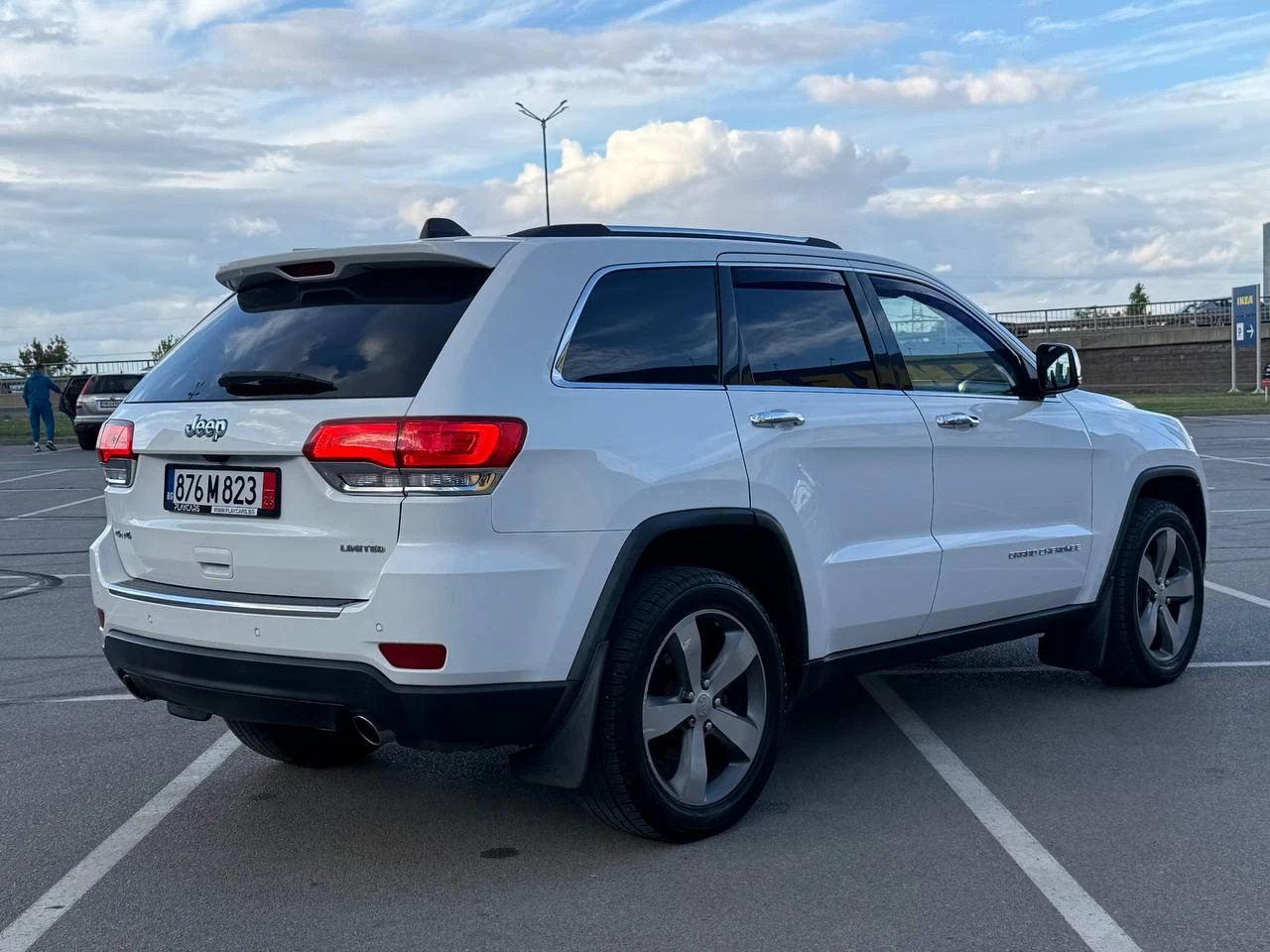 Jeep Grand cherokee 3.6V6* 4X4* ПАНОРАМА* ОБДУХВАНЕ* ПОДГРЕВ, снимка 4 - Автомобили и джипове - 56202820