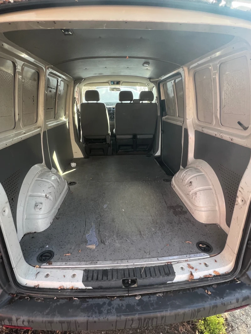 VW T5, снимка 5 - Бусове и автобуси - 52886108