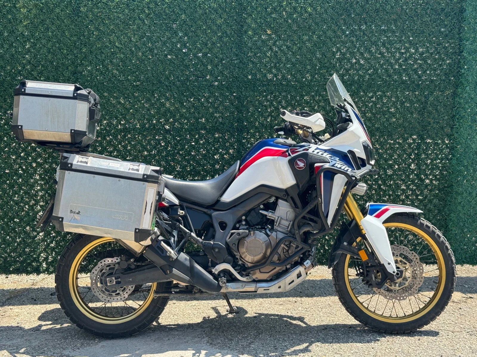 Honda Crf AFRICA TWIN 1000 - изображение 3
