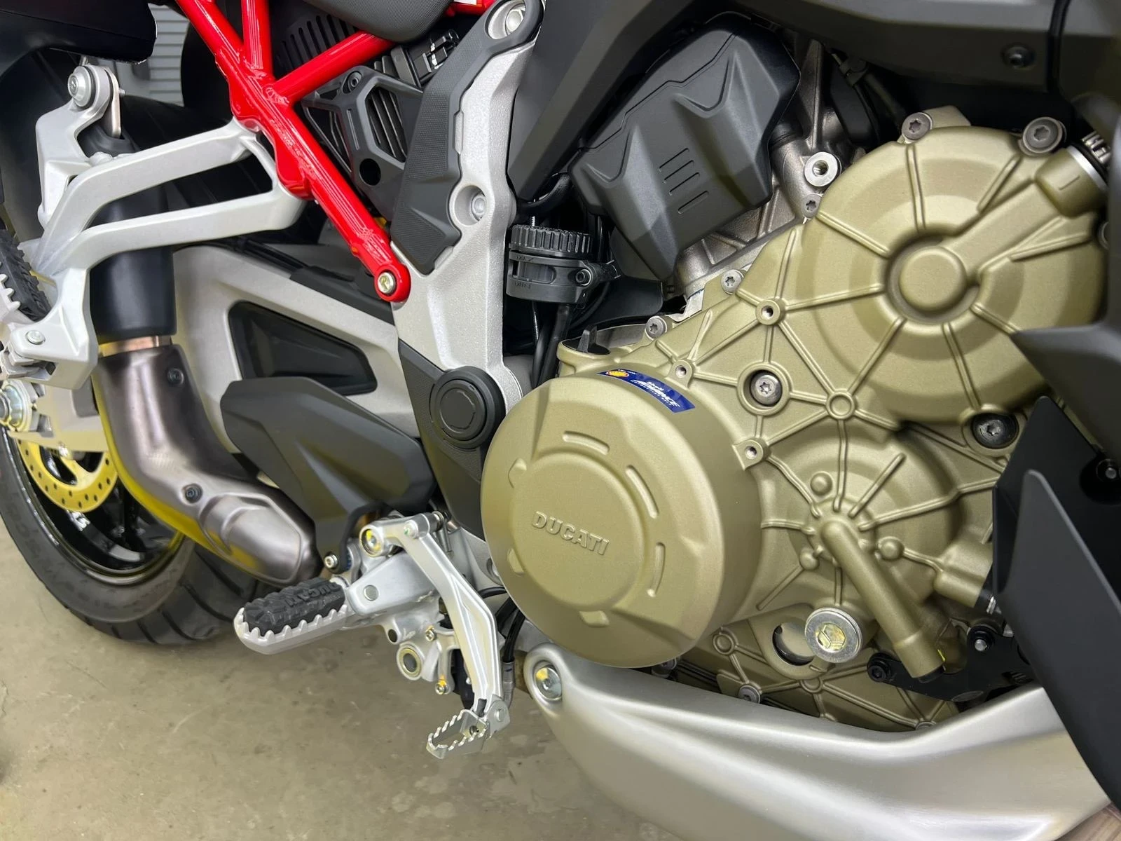 Ducati Multistrada V4 S RED RADAR, снимка 4 - Мотоциклети и мототехника - 56363052