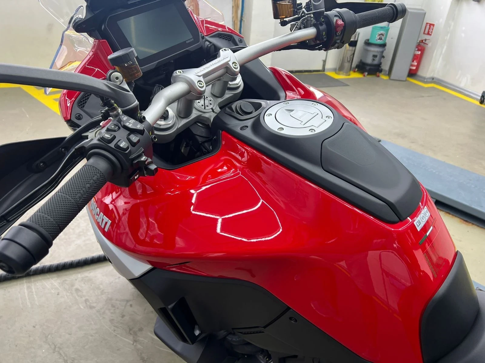 Ducati Multistrada V4 S RED RADAR, снимка 7 - Мотоциклети и мототехника - 56363052