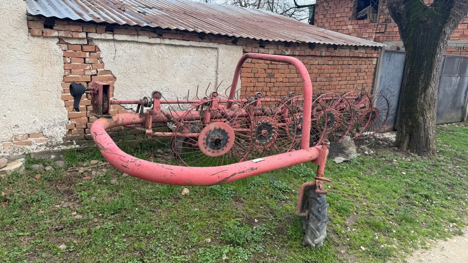 Сенообръщачка Друга марка Полска | Auto.bg — изображение 1