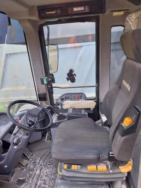 Челен товарач Komatsu WA470-6, снимка 5