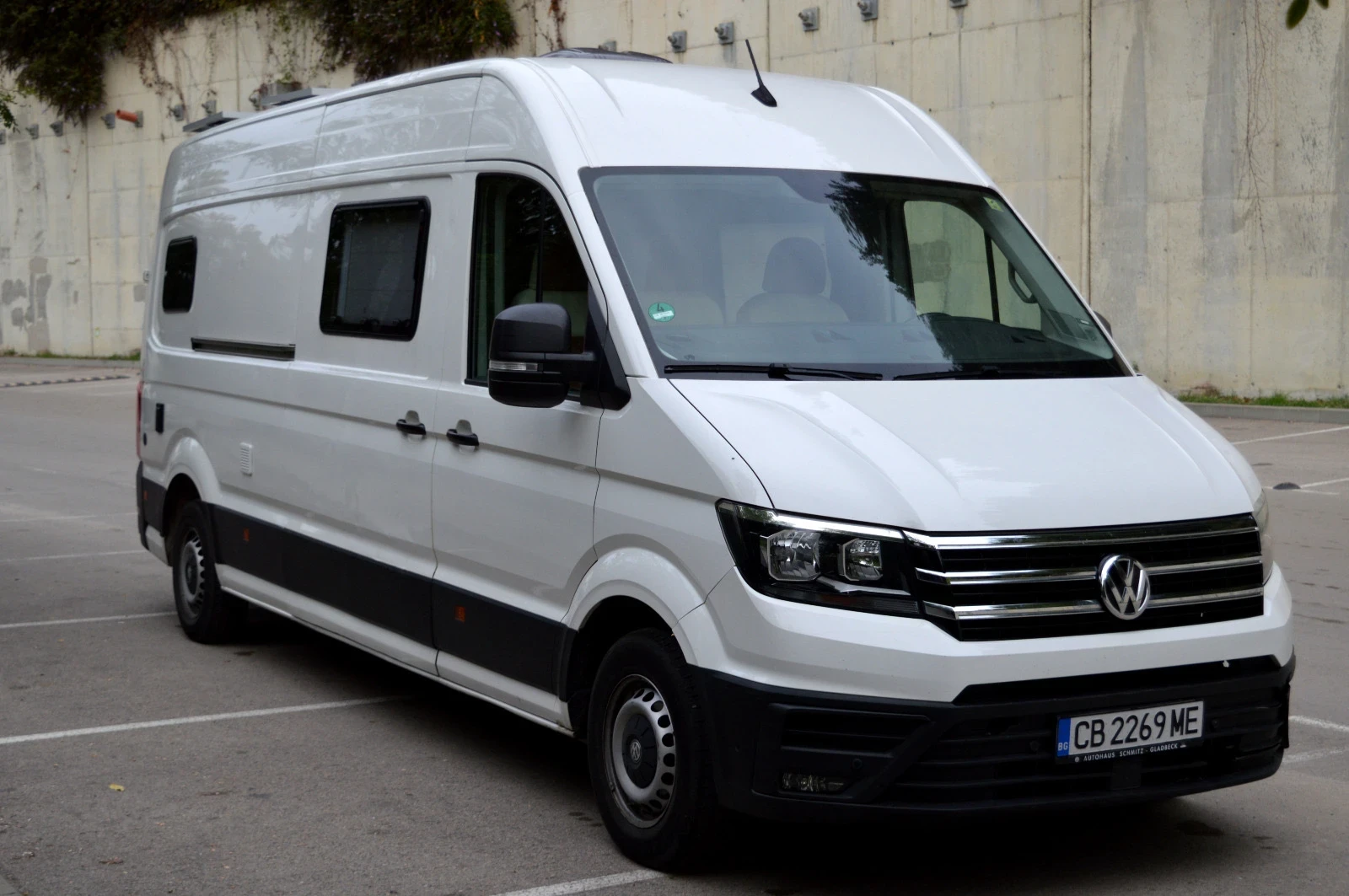 Кемпер VW Crafter L4H3 6, 8м, снимка 3 - Каравани и кемпери - 55151083