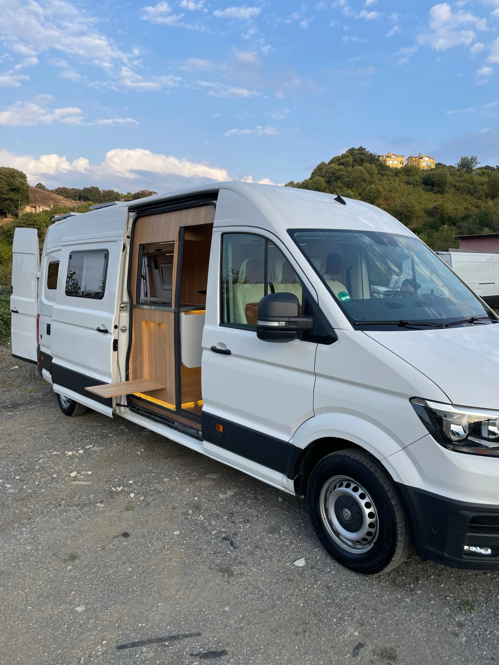 Кемпер VW Crafter L4H3 6, 8м