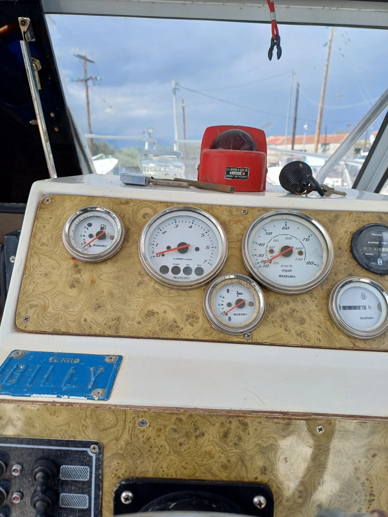Моторна яхта Собствено производство, снимка 14 - Воден транспорт - 54598385