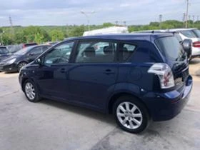 Toyota Corolla verso 2.2d4d 136k. UNIKAT, снимка 4