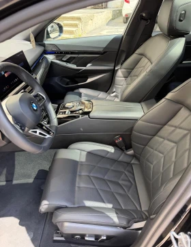 BMW 520 i M Sport , снимка 5