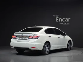 Honda Civic HYBRID, снимка 2