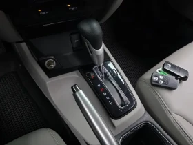 Honda Civic HYBRID, снимка 9