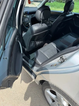 Mercedes-Benz C 320, снимка 8