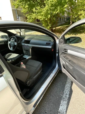 Opel Astra GTC 1.9 | Mobile.bg    11