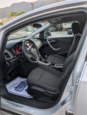 Обява за продажба на Opel Astra 1.4 Ecotec ~6 600 лв. - изображение 7 | Auto.bg Обява за продажба на Opel Astra 1.4 Ecotec ~6 600 лв. - изображение 7