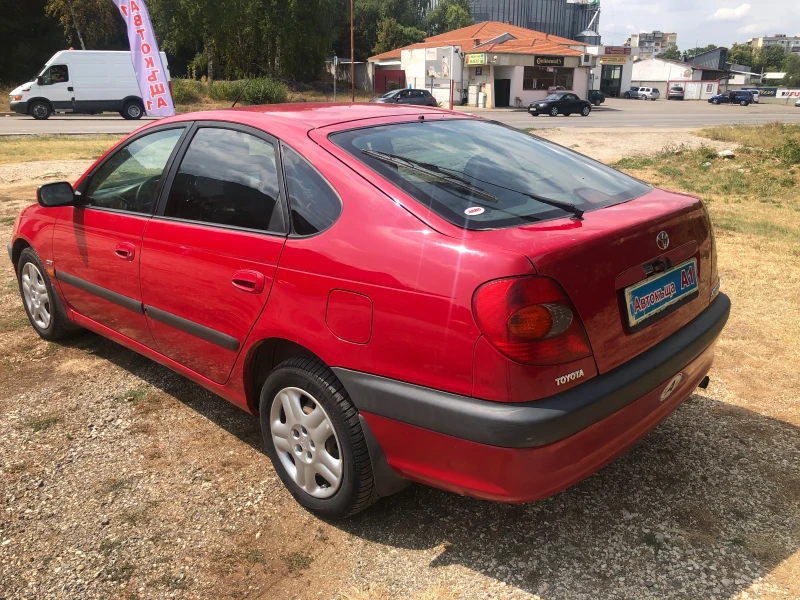 Toyota Avensis 2.0TD-90k, снимка 4 - Автомобили и джипове - 46978466