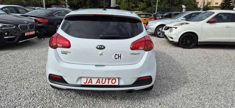 Kia Ceed 1.6-135кс.NAVY, снимка 8 - Автомобили и джипове - 47498708