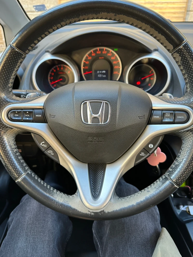 Honda Jazz, снимка 10 - Автомобили и джипове - 47652335