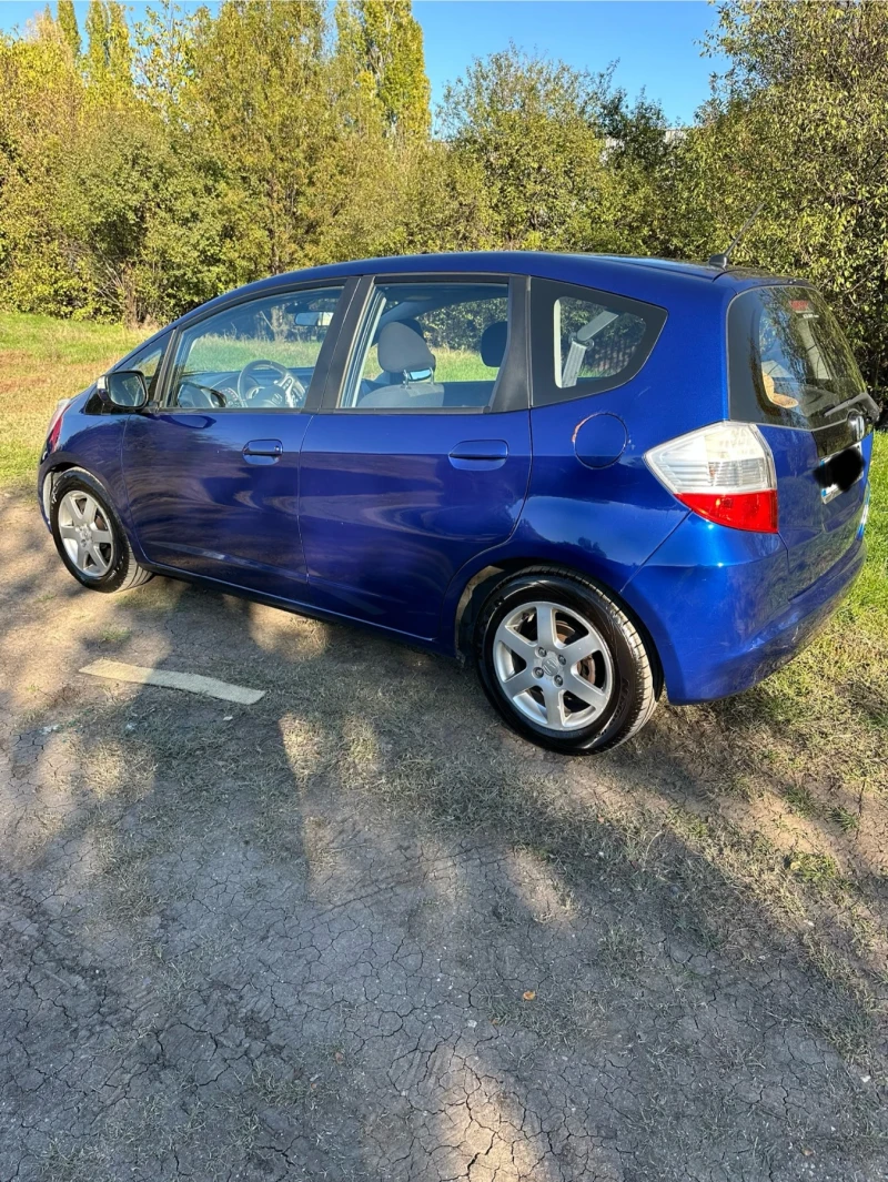 Honda Jazz, снимка 4 - Автомобили и джипове - 47652335