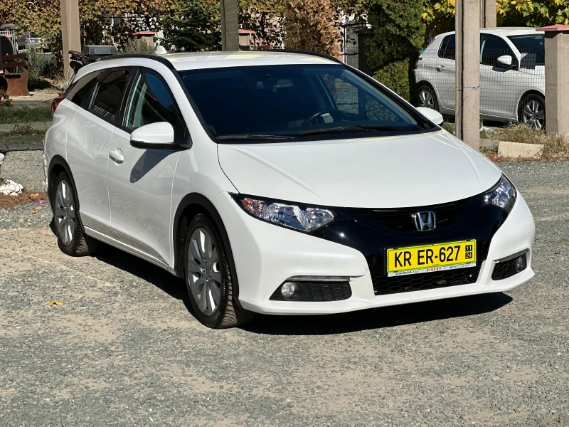 Honda Civic 1.6 I-DTEC TOURER, снимка 3 - Автомобили и джипове - 47879065