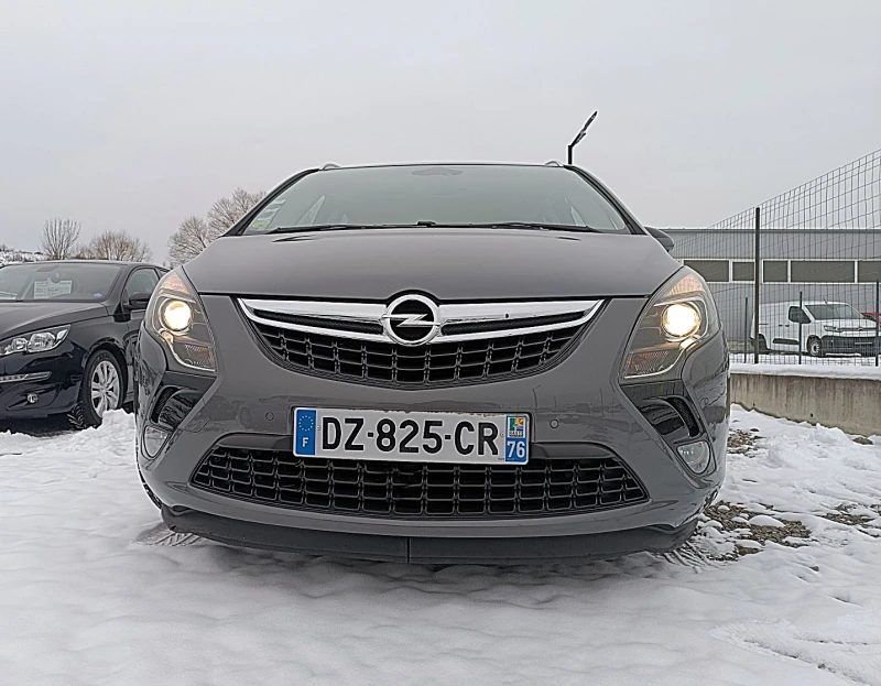 Opel Zafira euro 6 COSMO 7 places, снимка 2 - Автомобили и джипове - 48234119