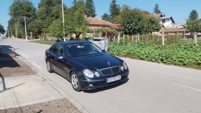 Mercedes-Benz E 220 2.2, снимка 2 - Автомобили и джипове - 48924534