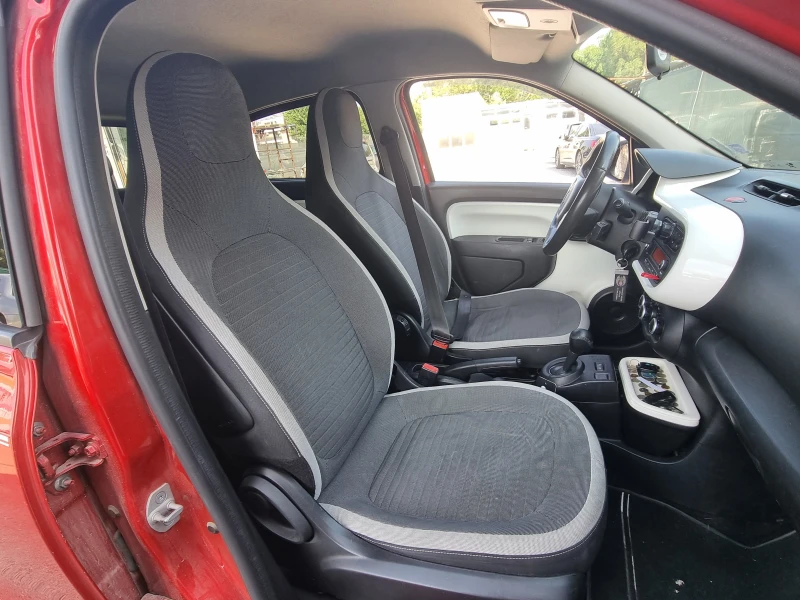 Renault Twingo 0.9 ГАЗ, РЕГИСТРИРАНА, снимка 10 - Автомобили и джипове - 51165877