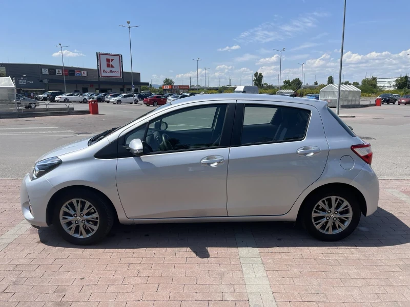 Toyota Yaris LUNA, снимка 3 - Автомобили и джипове - 51919744