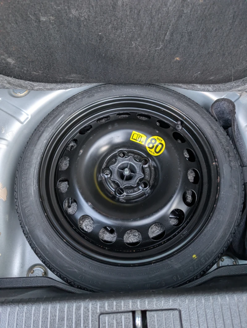 Opel Astra 1.4 Ecotec, снимка 13 - Автомобили и джипове - 52002061