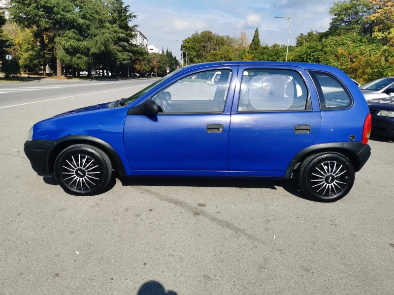 Opel Corsa, снимка 3 - Автомобили и джипове - 52134117