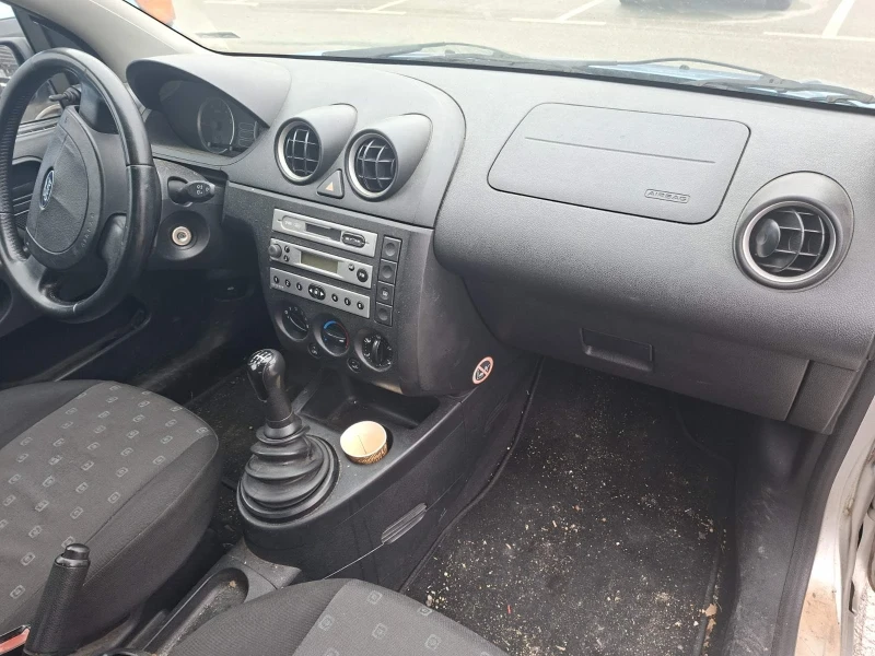 Ford Fiesta Tdci, снимка 5 - Автомобили и джипове - 52566040