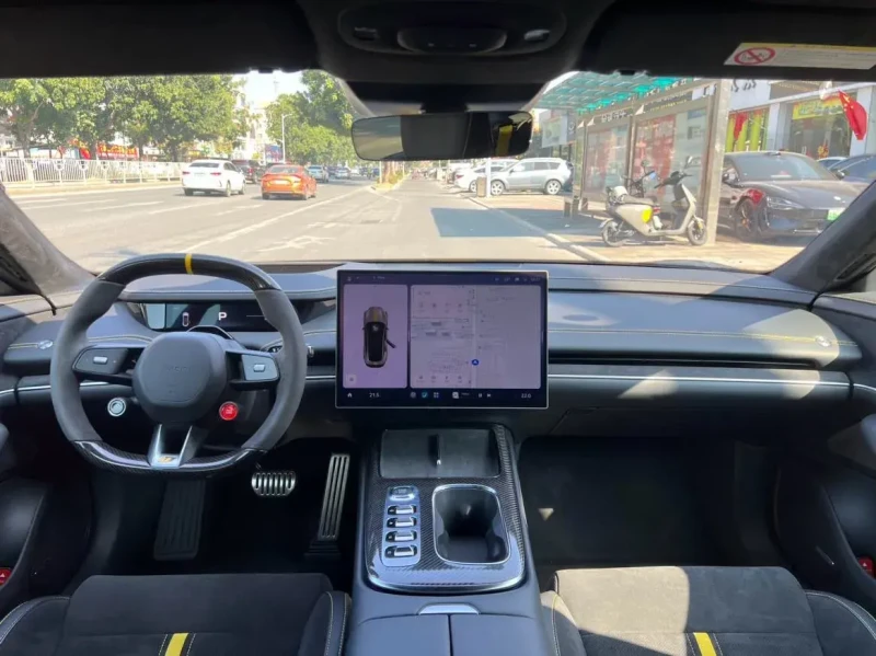 Xiaomi SU7 ULTRA 1548 к.с., снимка 7 - Автомобили и джипове - 53178542