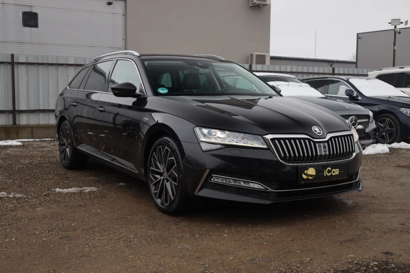 Skoda Superb 2.0 TDI 4x4 L&K ACC Massage KeyGO KAM Pano iCarbg, снимка 3 - Автомобили и джипове - 53189362