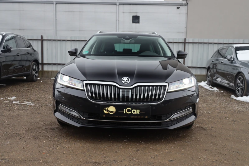 Skoda Superb 2.0 TDI 4x4 L&K ACC Massage KeyGO KAM Pano iCarbg, снимка 2 - Автомобили и джипове - 53189362