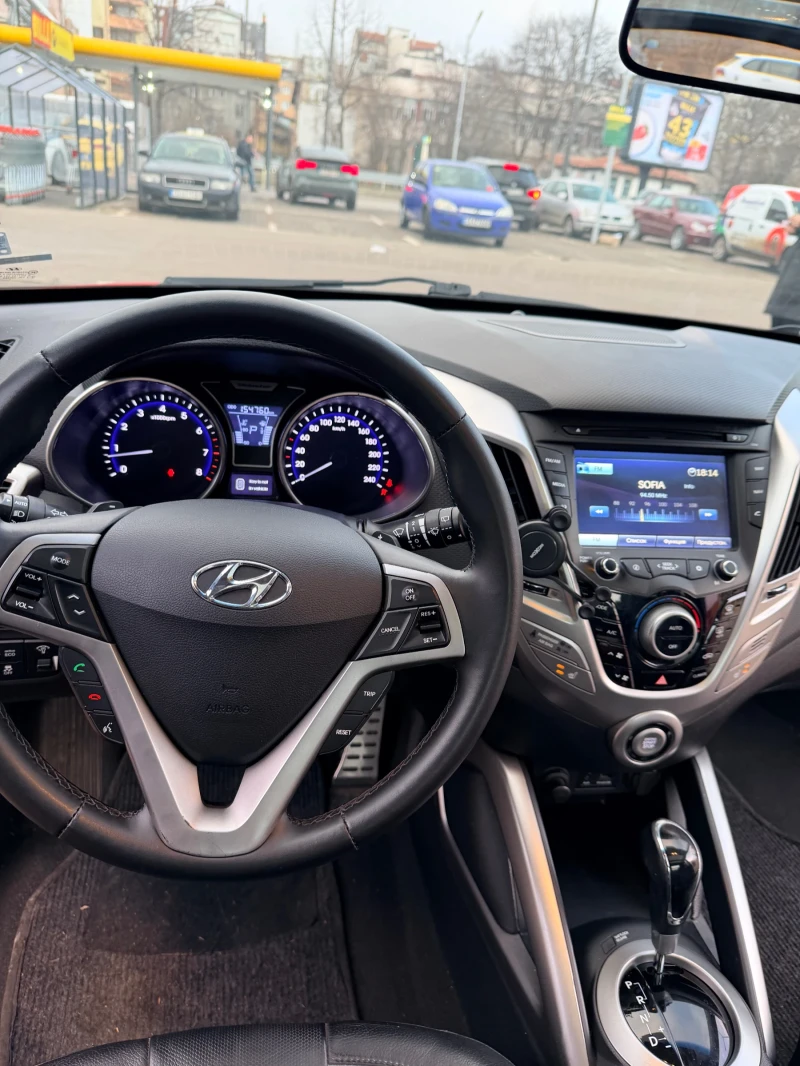 Hyundai Veloster , снимка 6 - Автомобили и джипове - 53277727