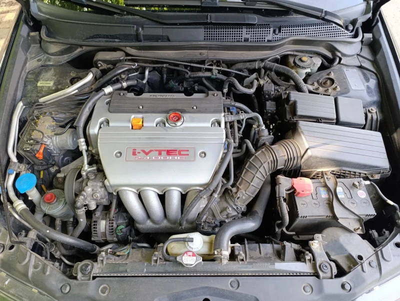 Honda Accord 2.4i-v tec-к24, снимка 9 - Автомобили и джипове - 53361438