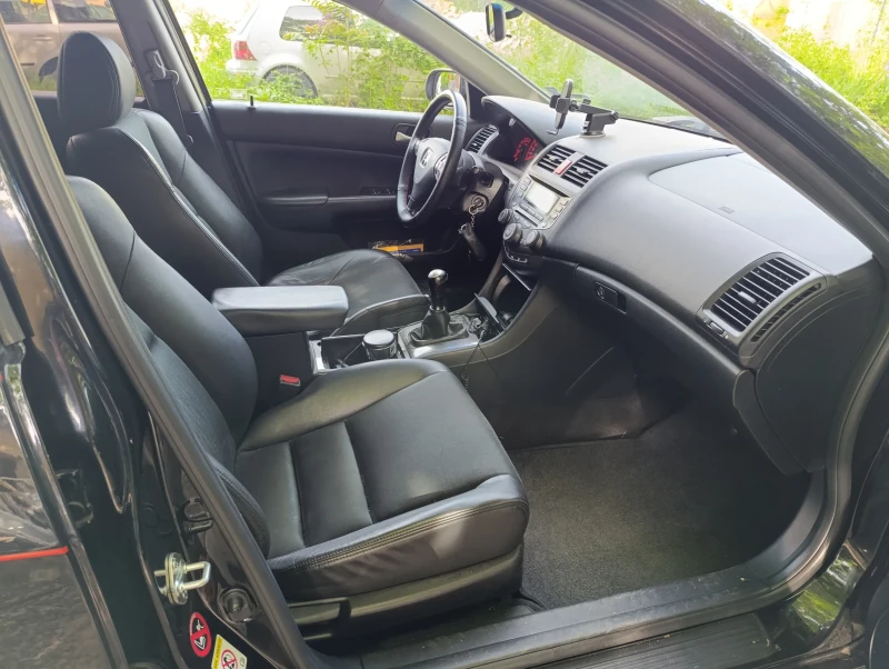 Honda Accord 2.4i-v tec-к24, снимка 6 - Автомобили и джипове - 53361438