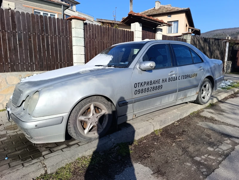 Mercedes-Benz E 220 2.2D