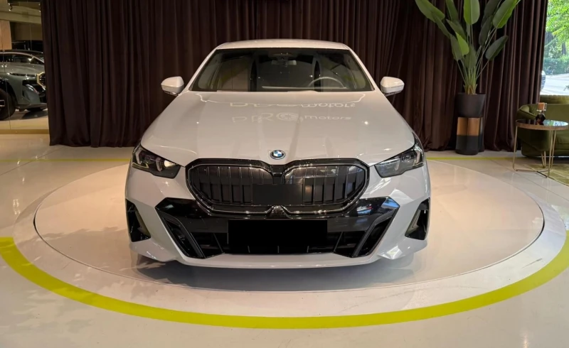 BMW 550 е xDrive M-Sport - 129990 лв. - 43180680 1