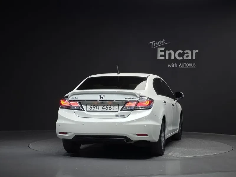 Honda Civic HYBRID, снимка 4 - Автомобили и джипове - 55715506