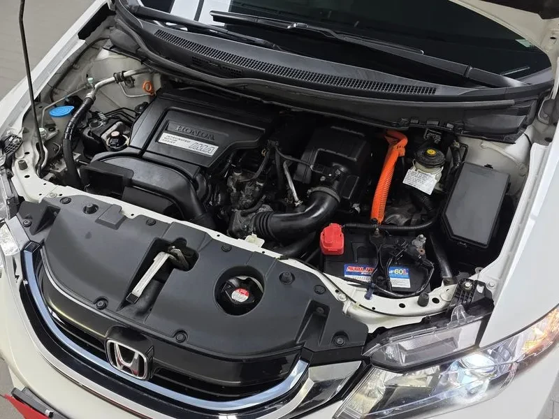 Honda Civic HYBRID, снимка 6 - Автомобили и джипове - 55715506