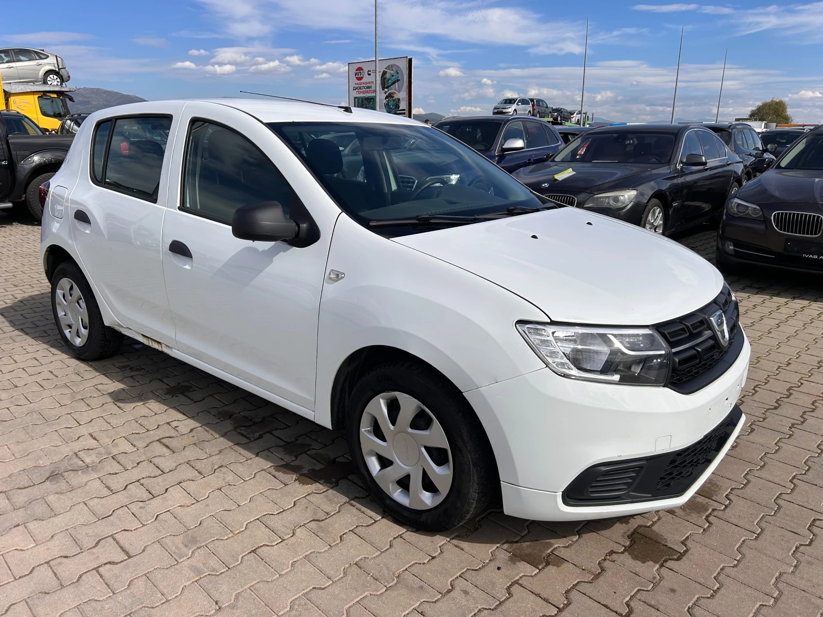 Dacia Sandero 1.0i EURO 6 - изображение 4