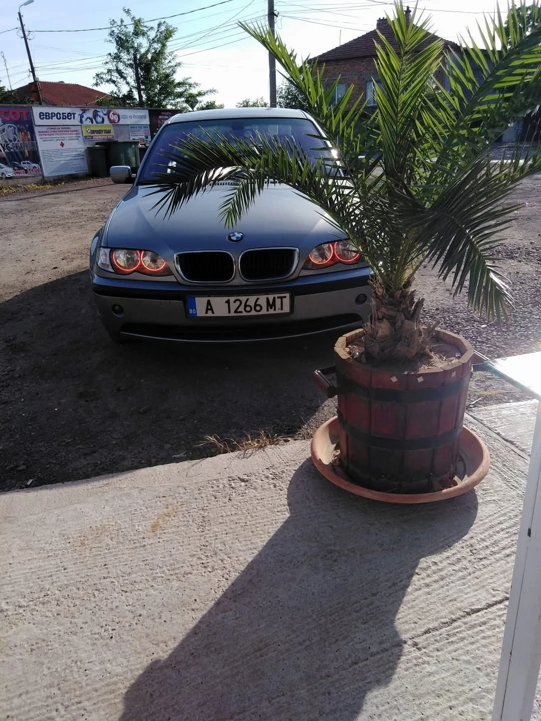 BMW 320  - изображение 2