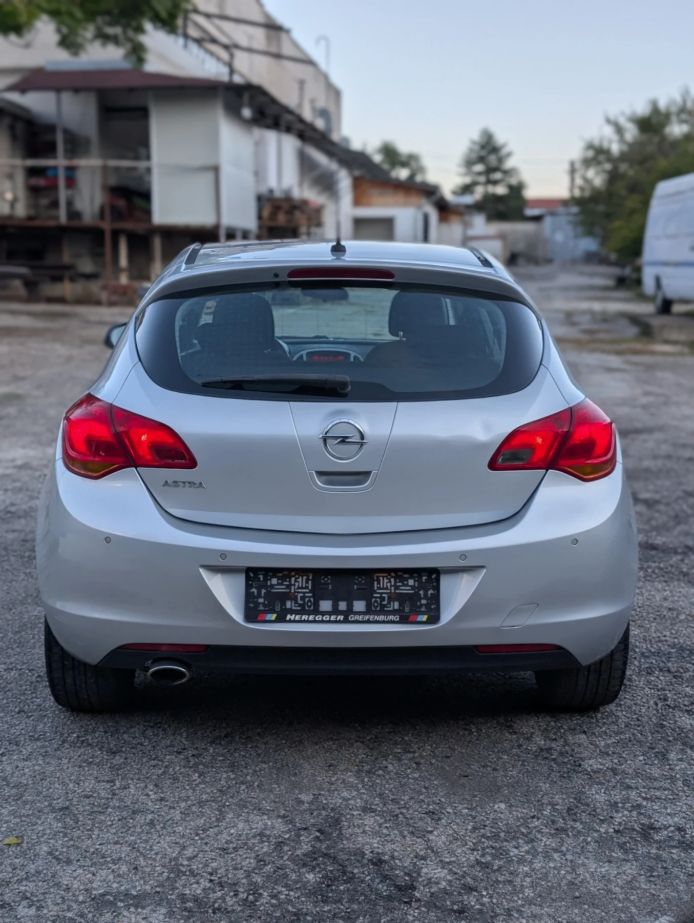 Opel Astra 1.4 Ecotec - изображение 6