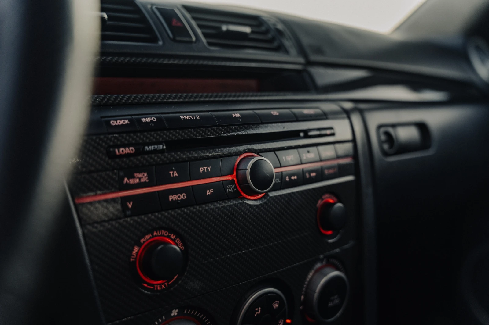 Mazda 3  - изображение 9