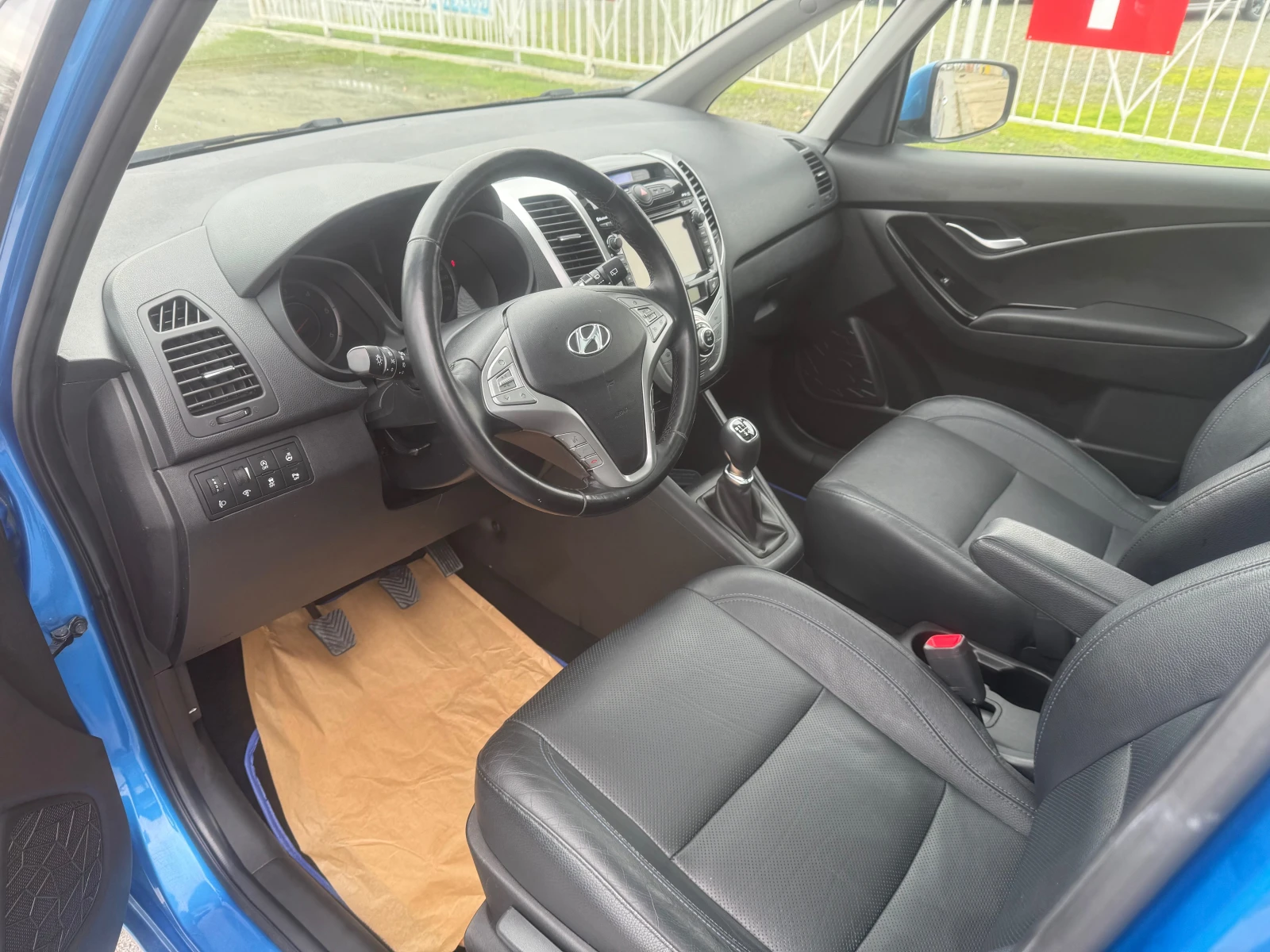 Hyundai Ix20 1.6 VERTEX ШВЕЙЦАРИЯ - изображение 6