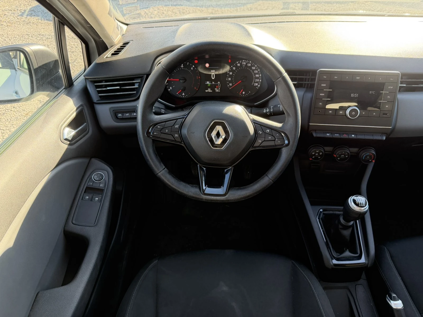 Renault Clio 1.0TCe 92k.c. | Mobile.bg � ����������� 15