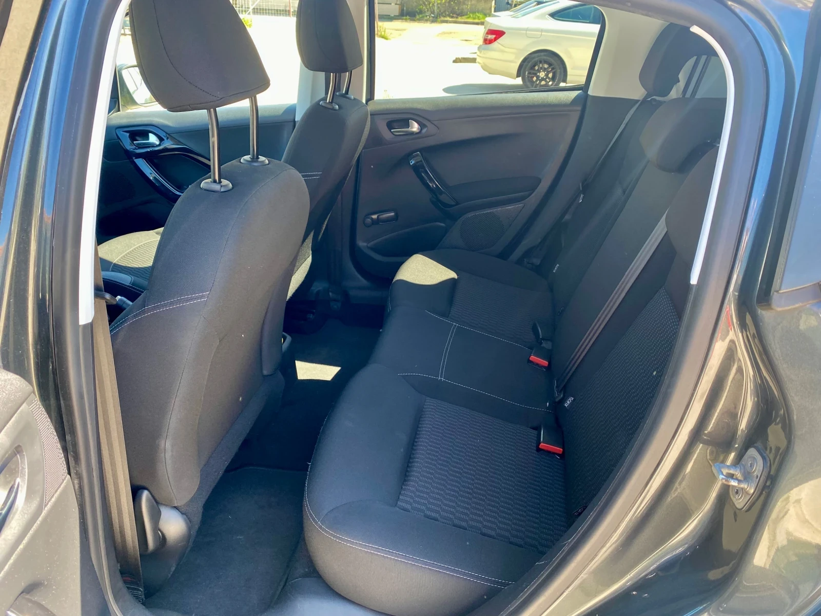 Peugeot 208 1.6 Blue HDI Euro 6 | Mobile.bg � ����������� 10