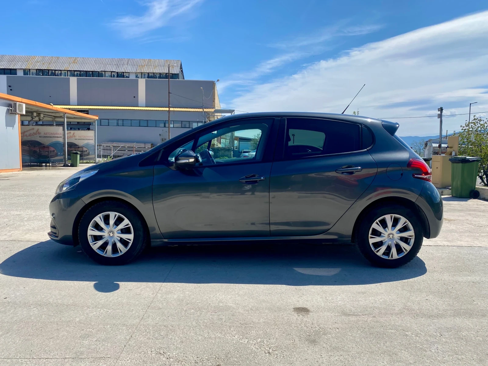 Peugeot 208 1.6 Blue HDI Euro 6 | Mobile.bg � ����������� 3