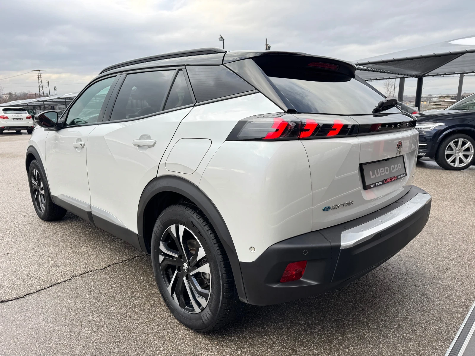 Peugeot 2008 GT-57kw-KEYLESS-BLIND SPOT-CAMERA-FULL LED, снимка 4 - Автомобили и джипове - 54325465